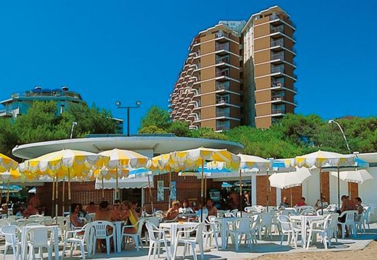 Residence Cristallo - Sabbiadoro Lignano Sabbiadoro Buitenkant foto