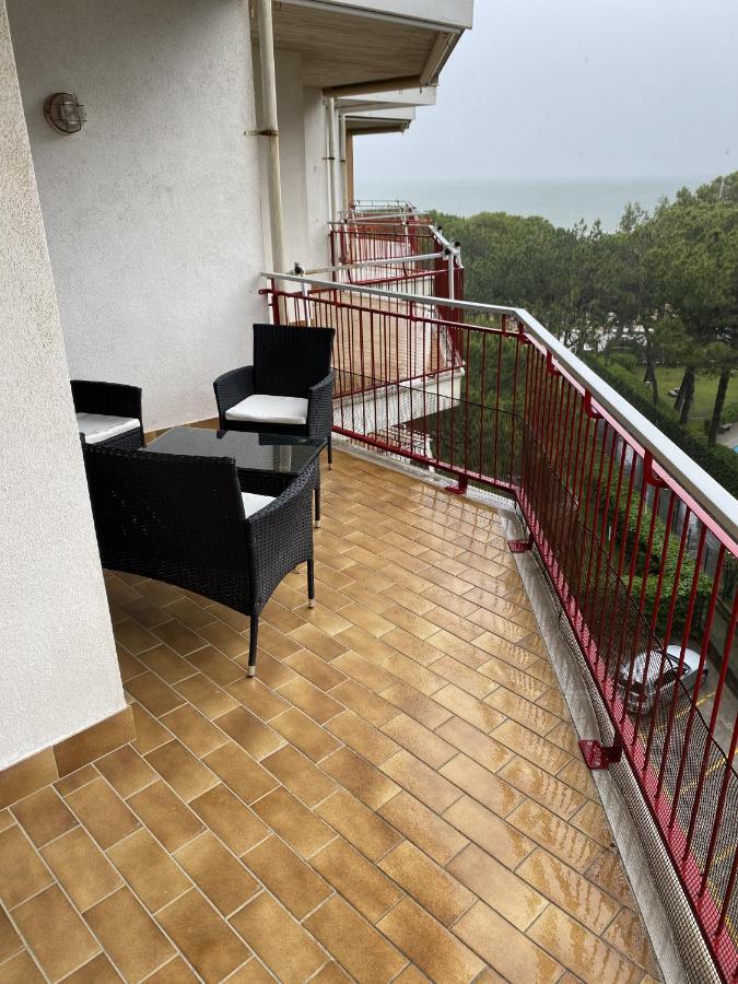 Residence Cristallo - Sabbiadoro Lignano Sabbiadoro Buitenkant foto
